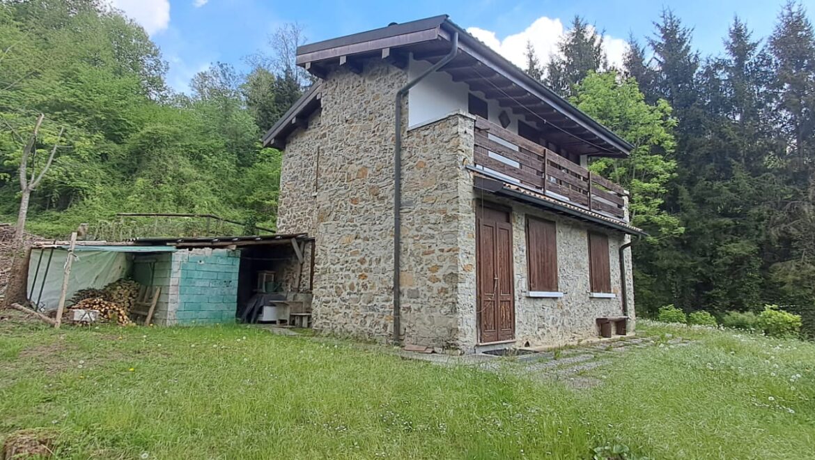 Rustico Valle Taleggio 1 Essevi immobili (BG)