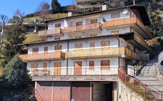 **Appartamento in Vendita – Paesaggio Montano da Sogno**